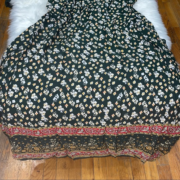 SOLD_ Suzanne Betro Square Neck abstract Midi dress Sz 4x - Picture 6 of 6